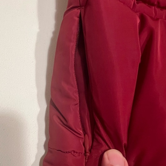 NWT Amazon Essentials Men's Red Thick Puffer‎ Vest Size L🔥🔥 MSRP $50 (B3) - Picture 3 of 8